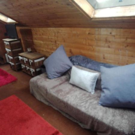 Cozy Loft In Bushey, 20 Mins By Train To Euston London Apartamento Exterior foto